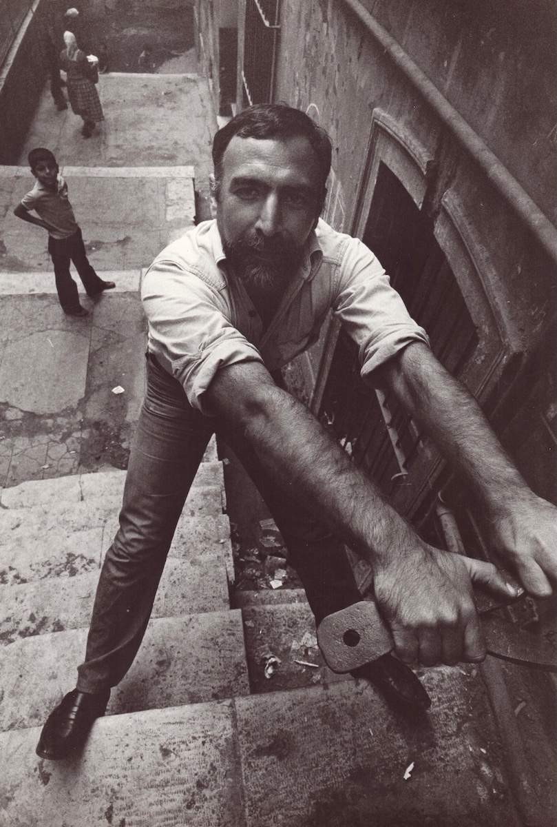 September 2, 1978, Saturday. Mehmet Güleryüz photographed by Ara Güler. © Estate of Mehmet Güleryüz