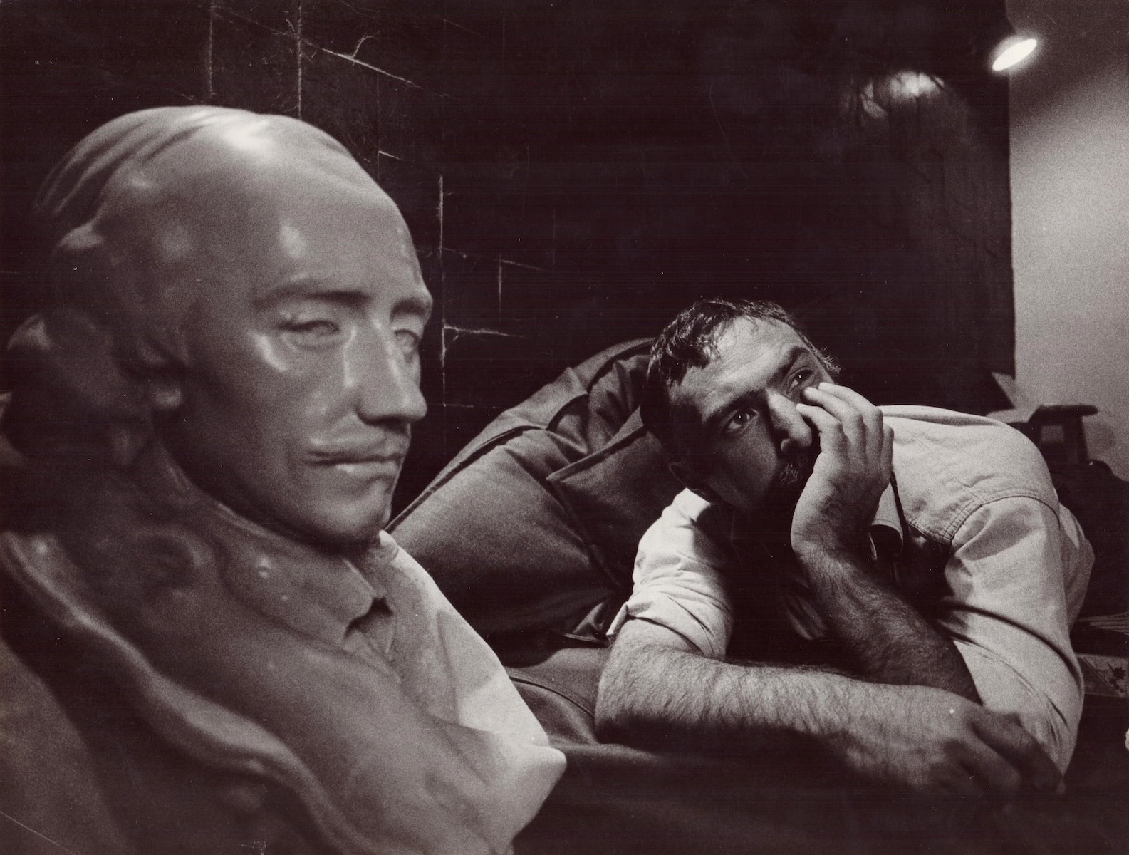 September 2, 1978, Saturday. Mehmet Güleryüz photographed by Ara Güler. © Estate of Mehmet Güleryüz
